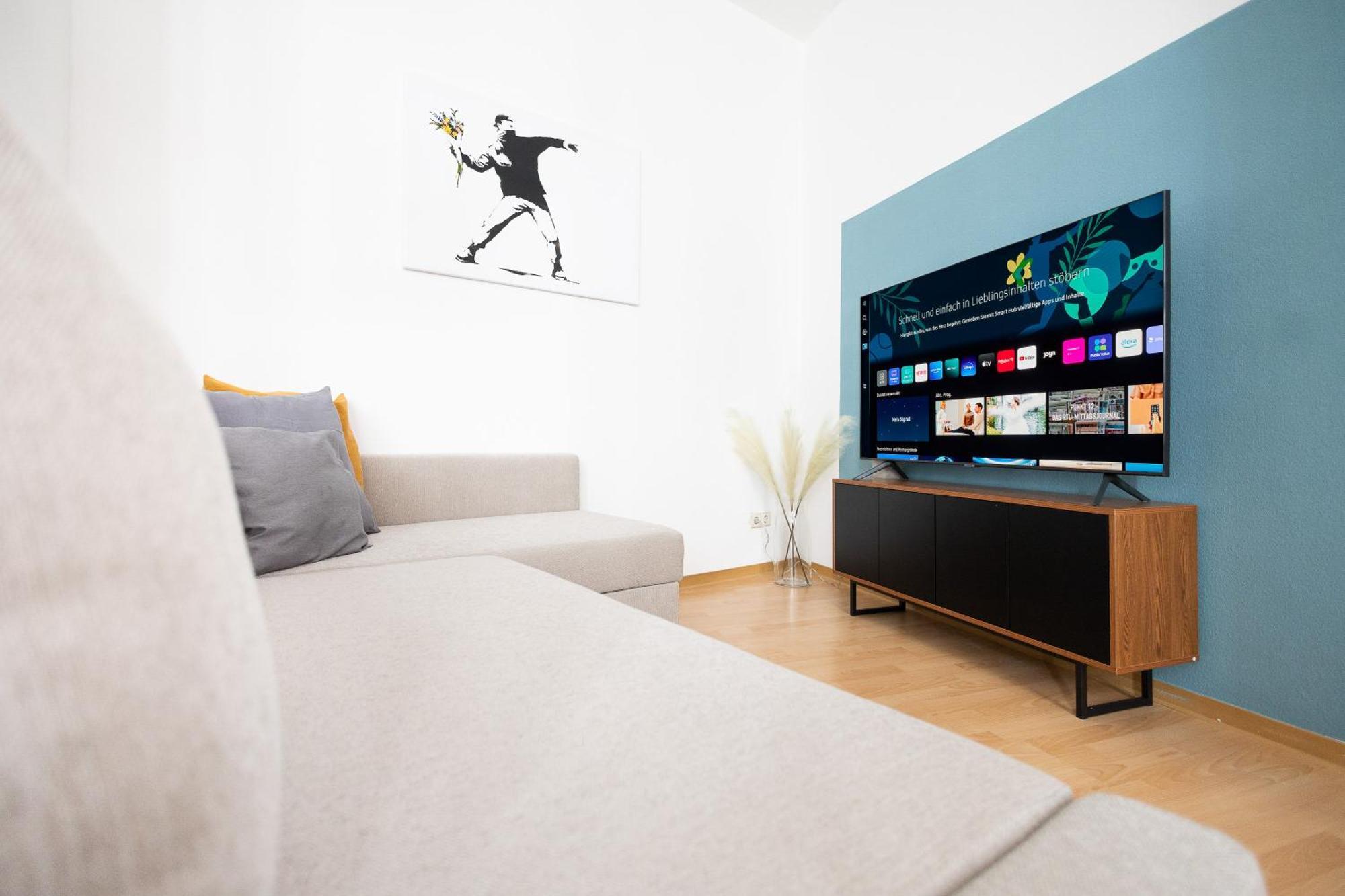 Ko-Living Space An Der Oper - Street Art Design Apartments Halle  ภายนอก รูปภาพ