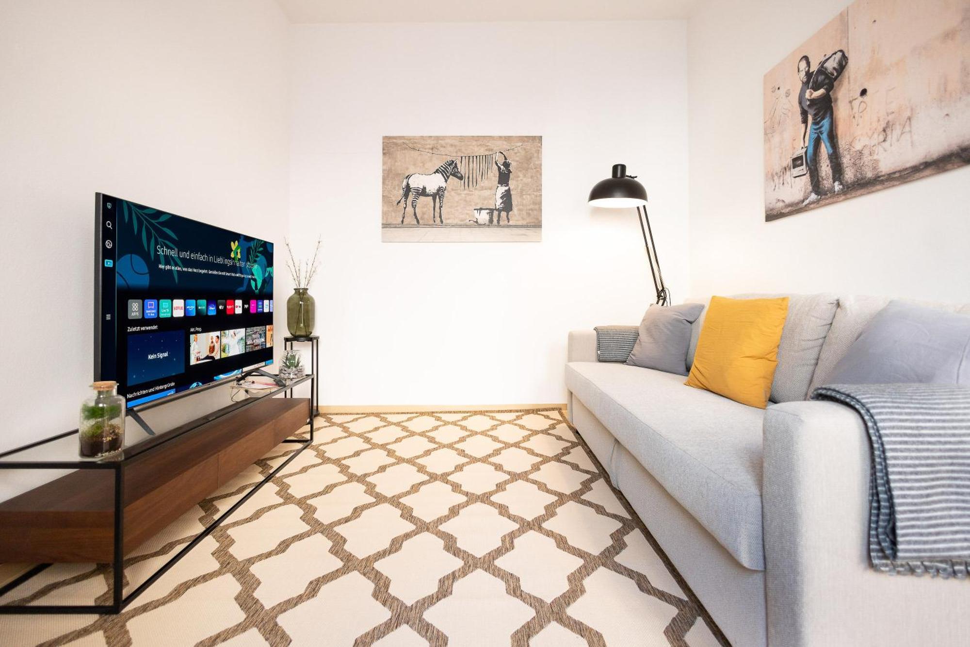 Ko-Living Space An Der Oper - Street Art Design Apartments Halle  ภายนอก รูปภาพ