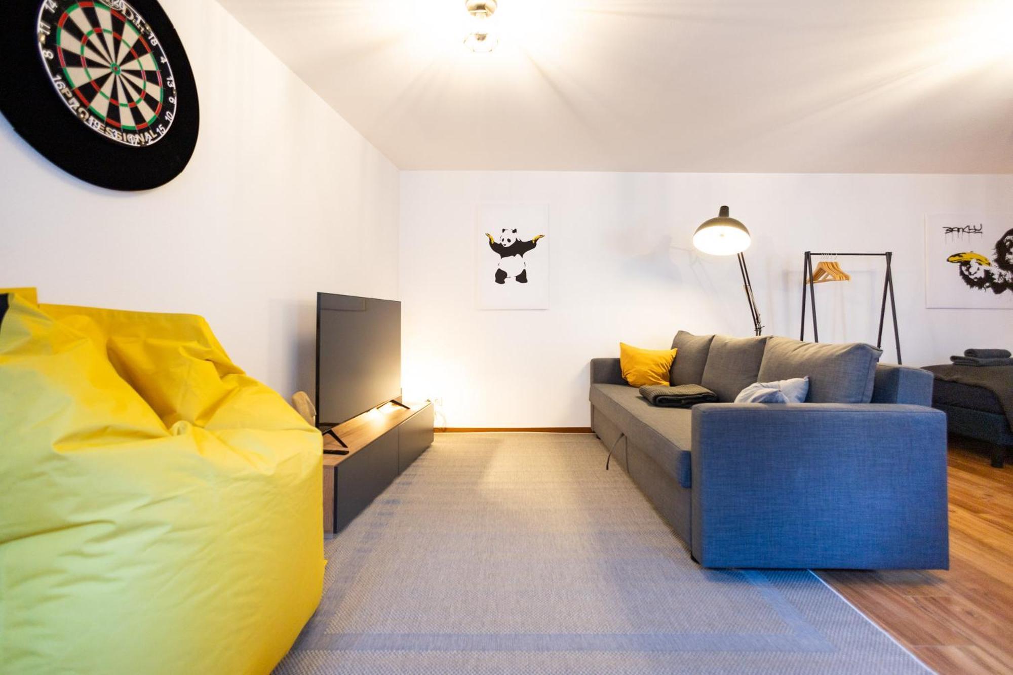 Ko-Living Space An Der Oper - Street Art Design Apartments Halle  ภายนอก รูปภาพ