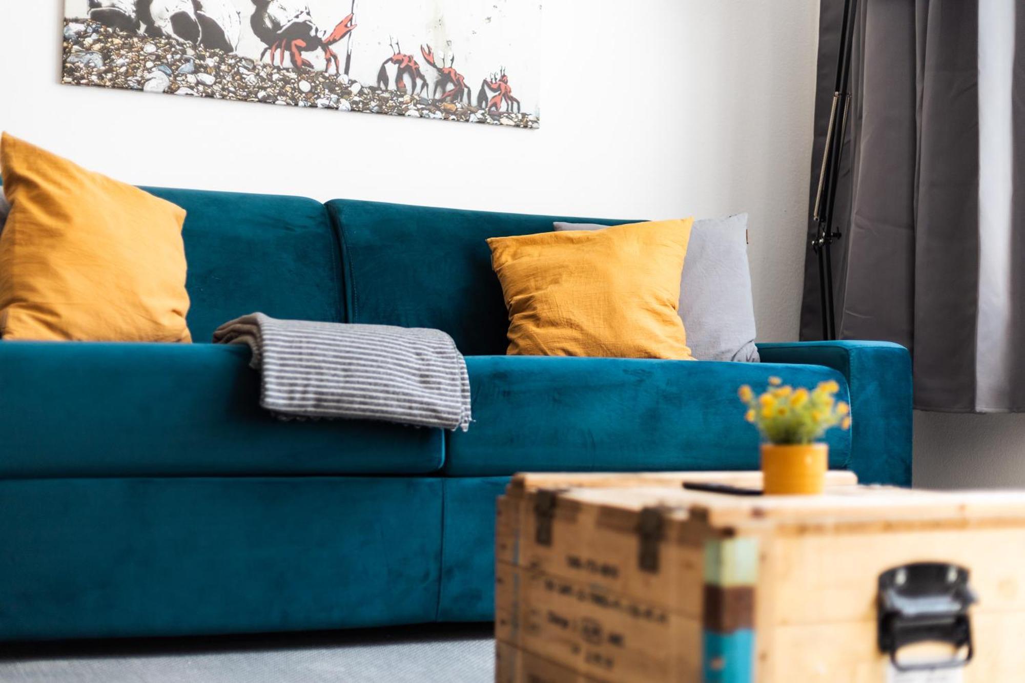 Ko-Living Space An Der Oper - Street Art Design Apartments Halle  ภายนอก รูปภาพ